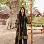 Designer Suit Sets Online Nishat Linen Azadi Sale 202425 Upto 50% Off