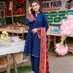 Designer Suit Sets Online Nishat Linen Azadi Sale 202425 Upto 50% Off