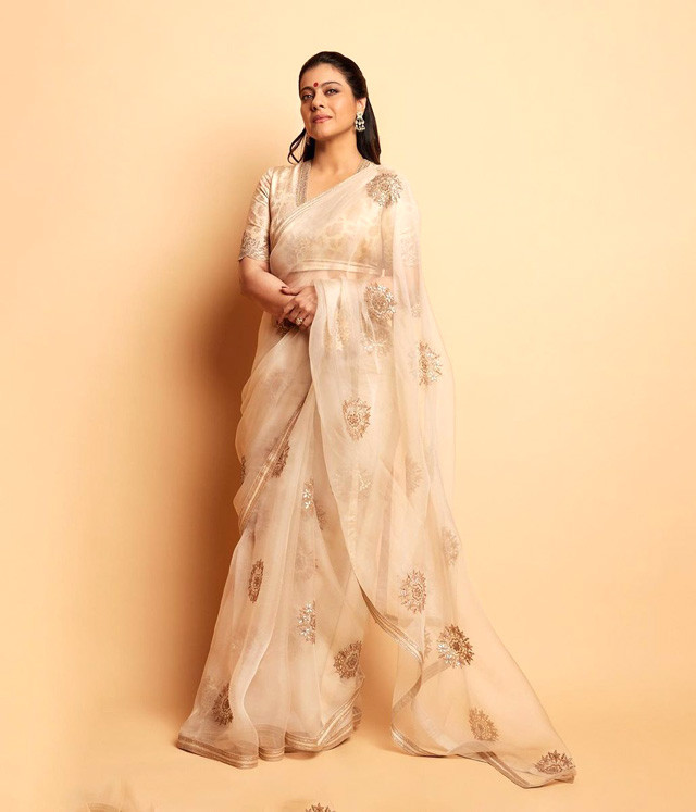 Hot Kajol Saree Moments Film Make Her The Best Mom Ever