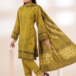 Most Stylish Suit Bonanza Satrangi Stock 2024-25 Flat 35% & 40% Off