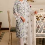 Printed Suit Cross Stitch Azadi Sale Offer 2024-25 Upto 50% Off