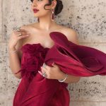 Singer Deepti Sadhwani Hot Picks Waves In The Fashion Industry